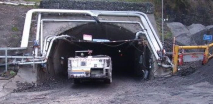 Management of traffic in underground mining operations
